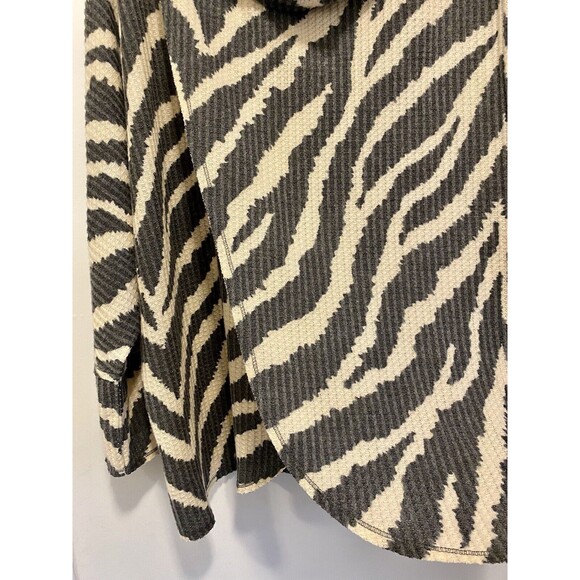 NWT LuLaRoe Kristen Sweater SZ Large Pullover Cowl Neck Zebra Print Waffle Knit - Picture 4 of 8